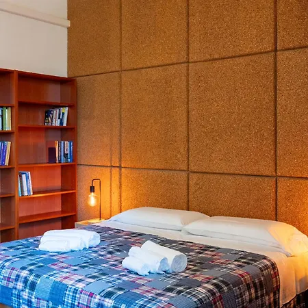 D'este - Historic With Wifi & Air Conditioning 페라라